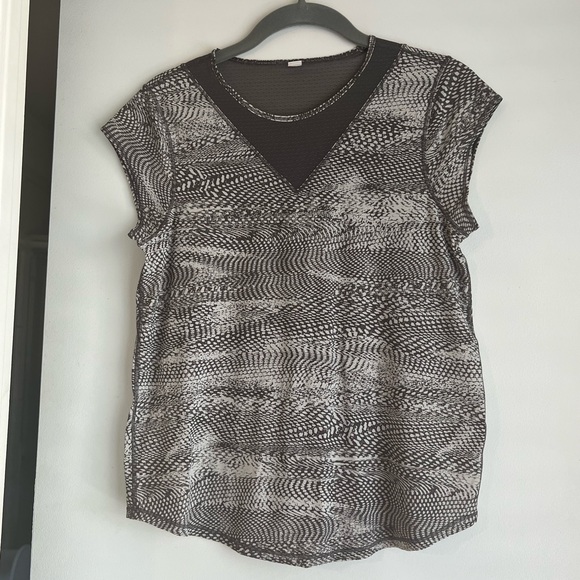Lulu lemon womens active tee size 2 - Picture 1 of 4